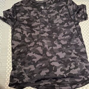 lululemon camo shirt